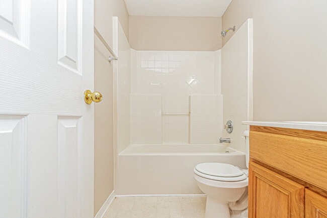 Building Photo - 1017 Dewberry Ct