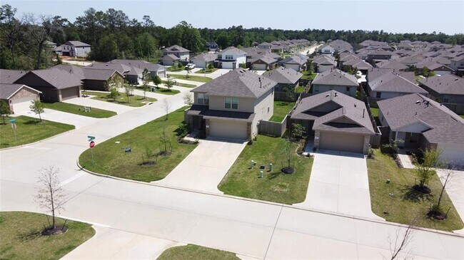Building Photo - 3034 Twisted Myrtle Dr