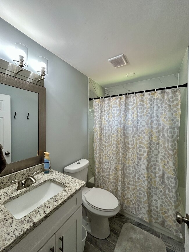 Building Photo - 8120 Halprin Dr
