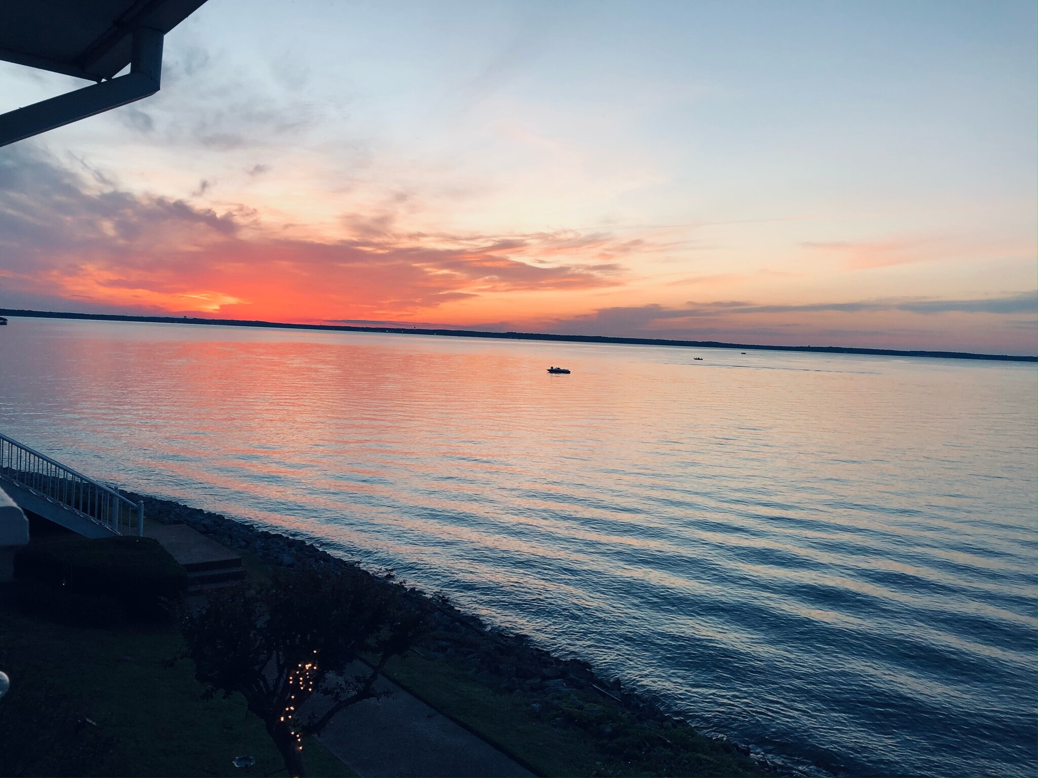 Building Photo - 70 Lake Barnett Dr