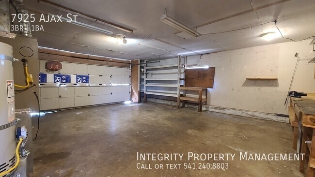 Building Photo - 7925 Ajax St