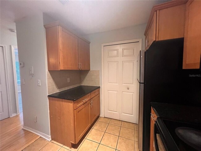 Building Photo - 7524 Seurat St