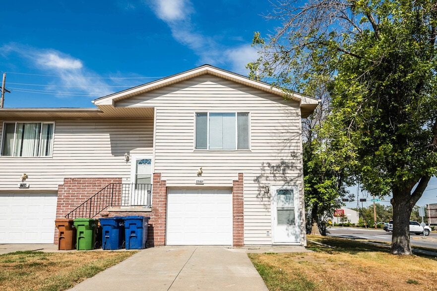 Exterior - 7708 S 25th St