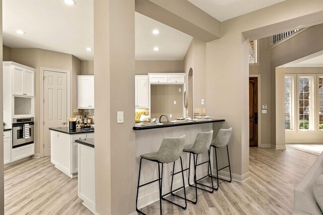 Building Photo - 3508 Red River St