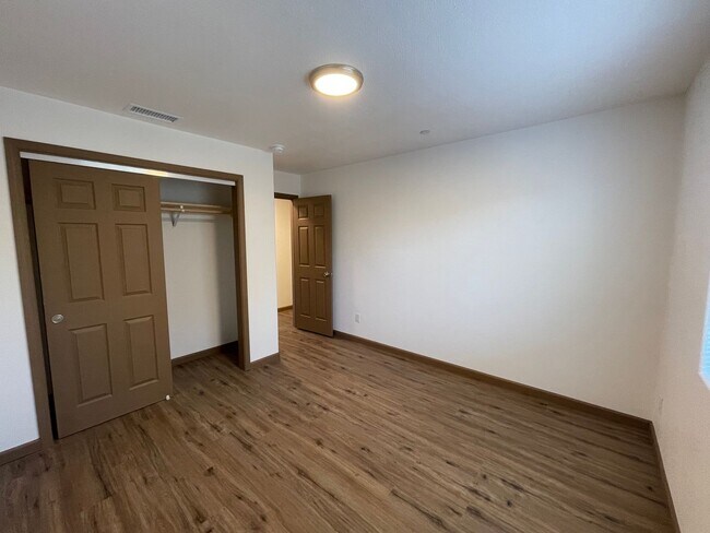 Building Photo - New 4bd/2b ADU in North East Lompoc!