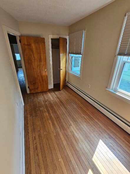 Building Photo - 309 N 5th Ave
