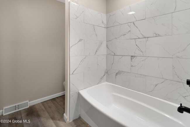 Building Photo - 3 Terry Ct