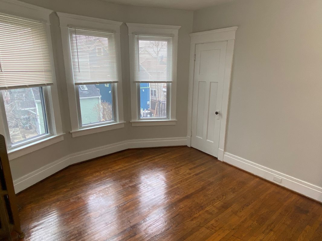 Building Photo - 140 Elmwood Ave