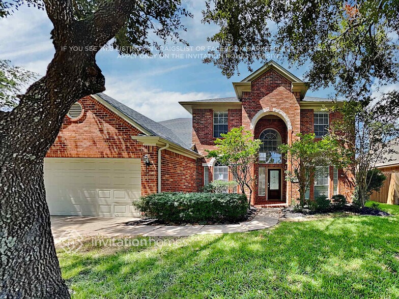 Primary Photo - 1120 Sunset Lakes Dr