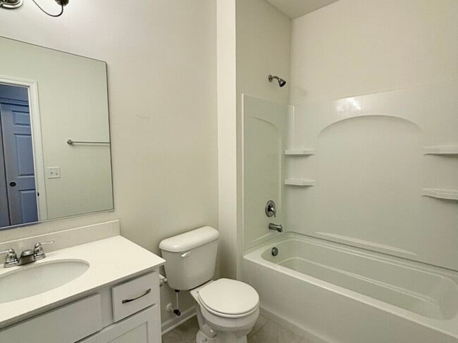 Building Photo - 4181 Chelsea Mnr Cir