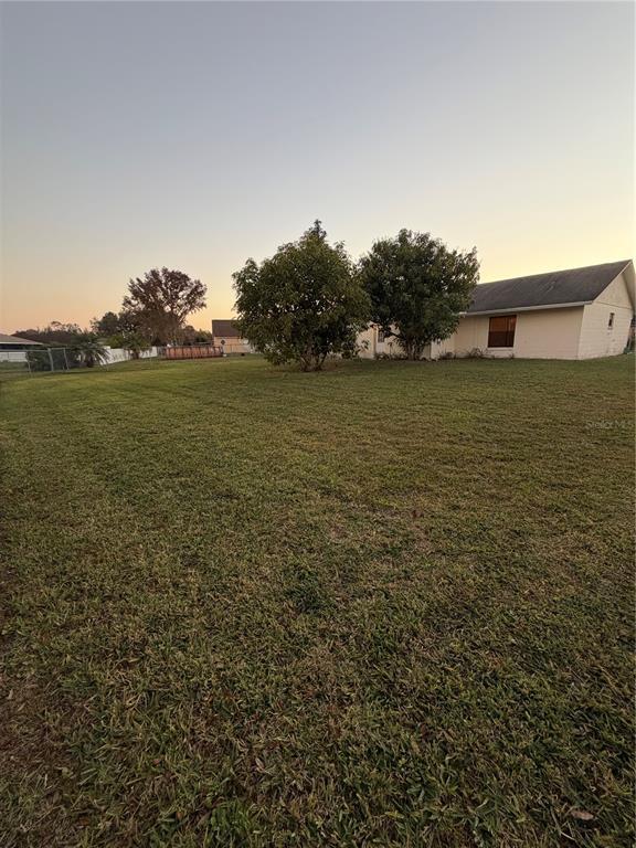 Building Photo - 611 Cotulla Dr