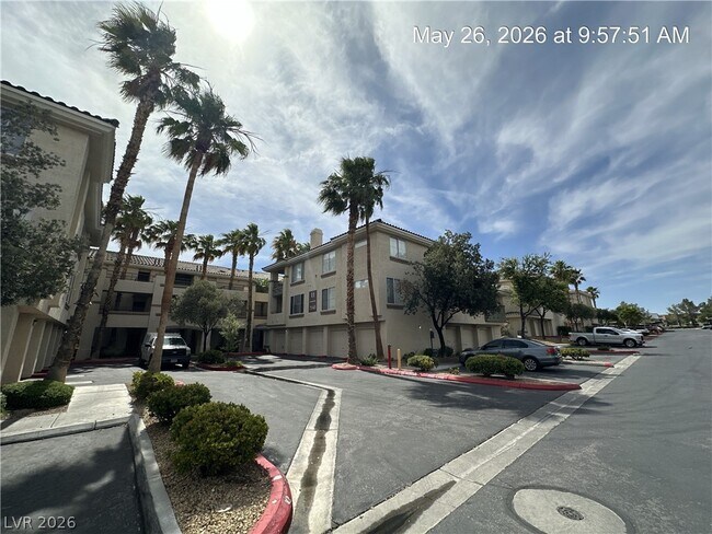 Building Photo - 7143 S Durango Dr