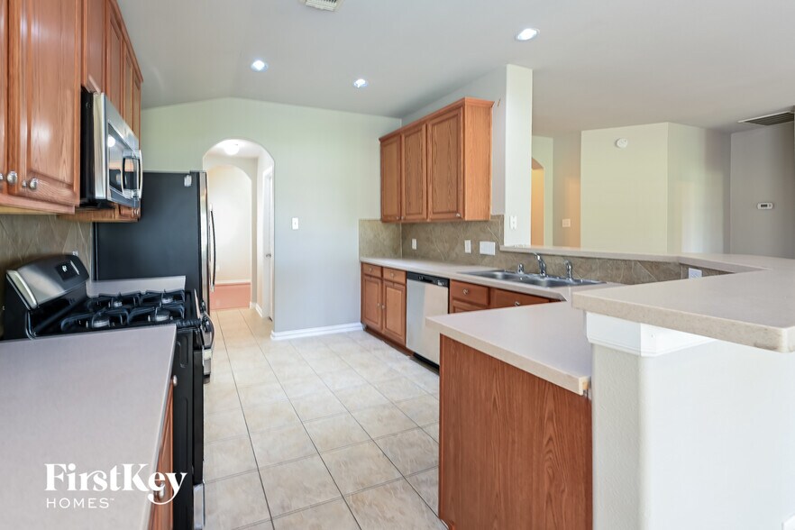 Building Photo - 2729 Domenico Ln