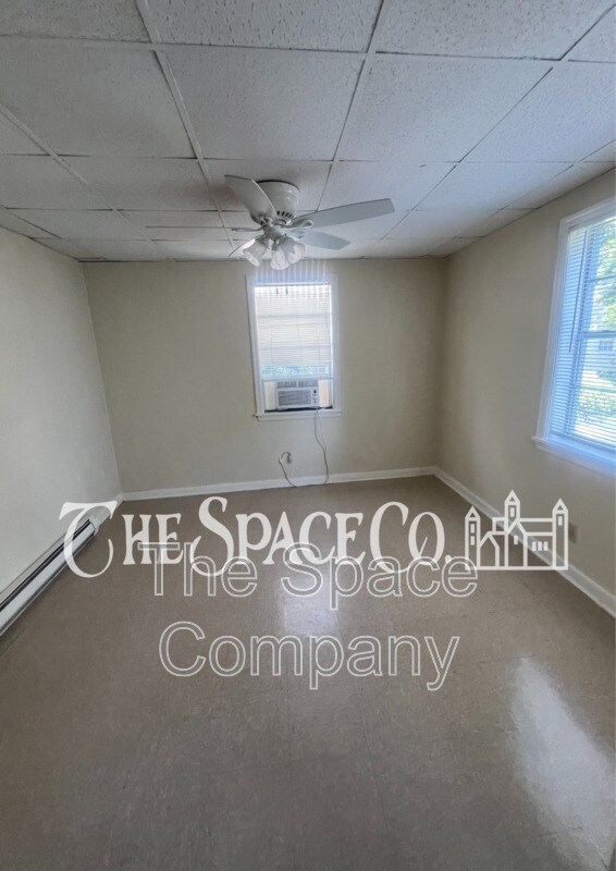 Building Photo - 49 Chapel St