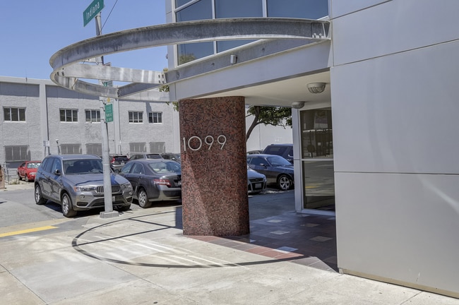 Primary Photo - Luxurious Live/Work Loft in great DogPatch...