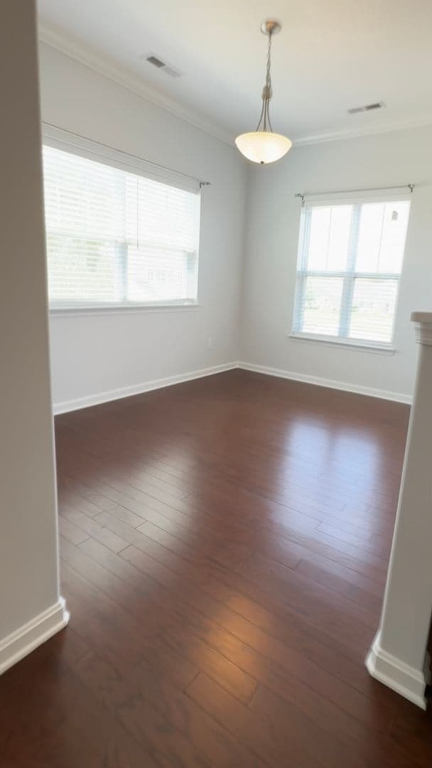 Building Photo - 2nd floor condo in Hearthstone Manor