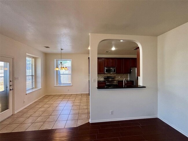 Building Photo - 1917 Sand Creek Rd