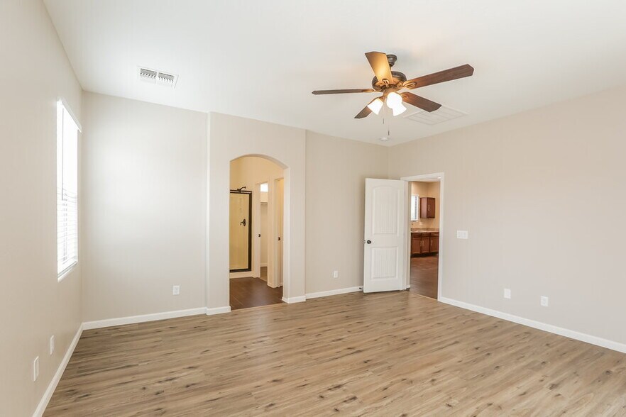 Building Photo - 21886 S 215th Pl