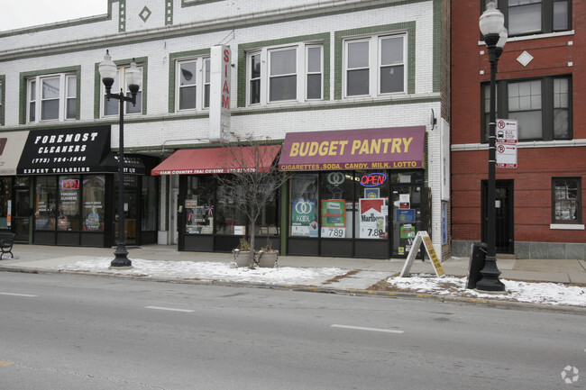 Building Photo - 4635-4639 N Damen Ave
