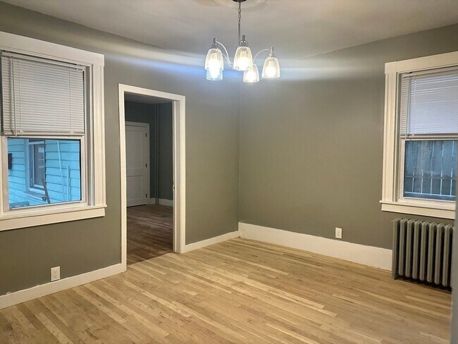 Building Photo - 8 Eastburn Pl