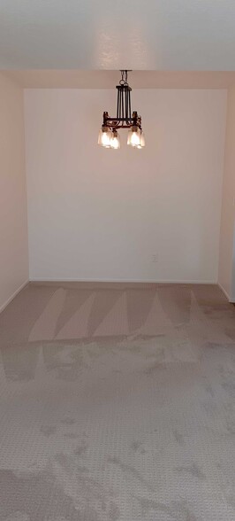 Building Photo - 24107 Del Monte Dr