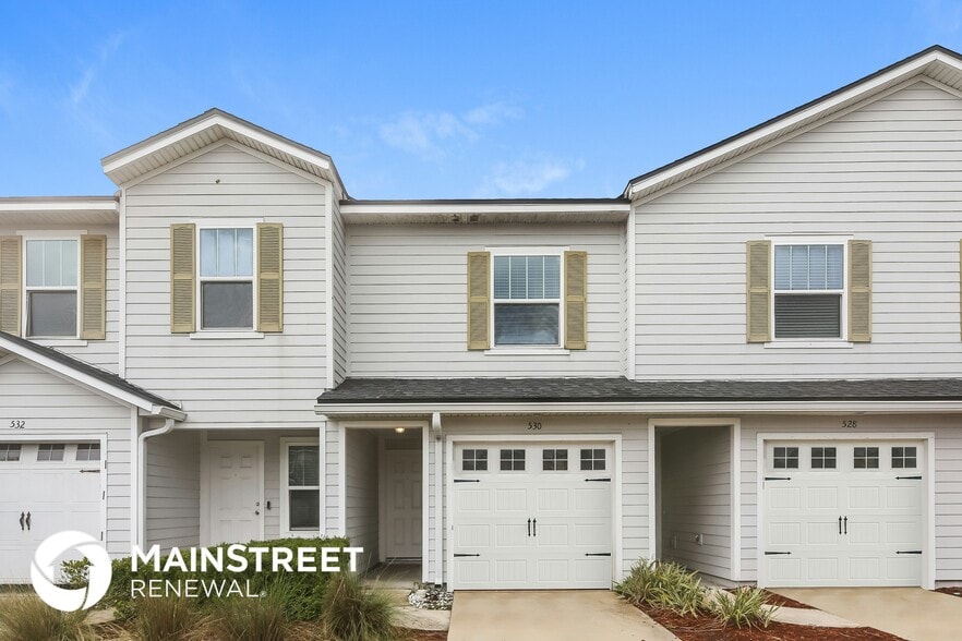 Primary Photo - 530 Eiseman Wy