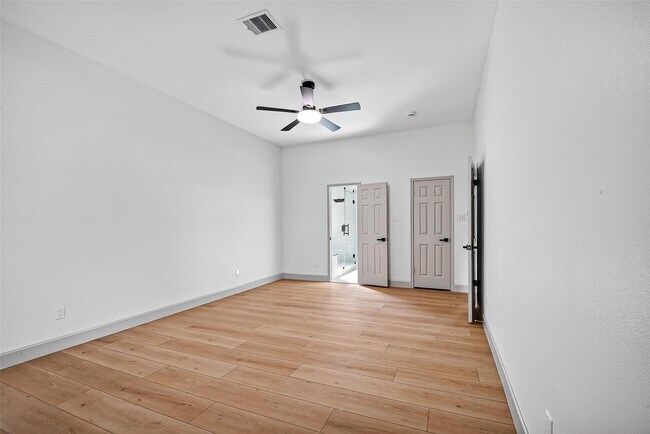 Building Photo - 1522 New Cedars Dr