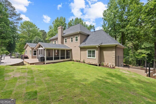Building Photo - 9950 Farmbrook Ln