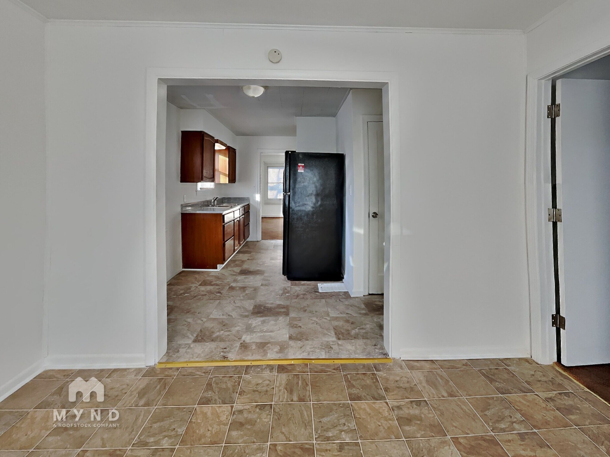 Building Photo - 2021 N Drexel Ave