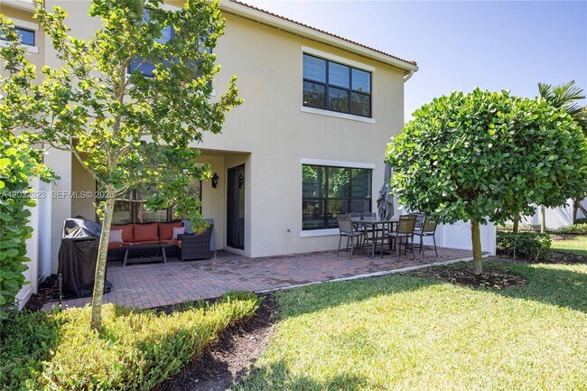 Building Photo - 10069 Brickhill Dr