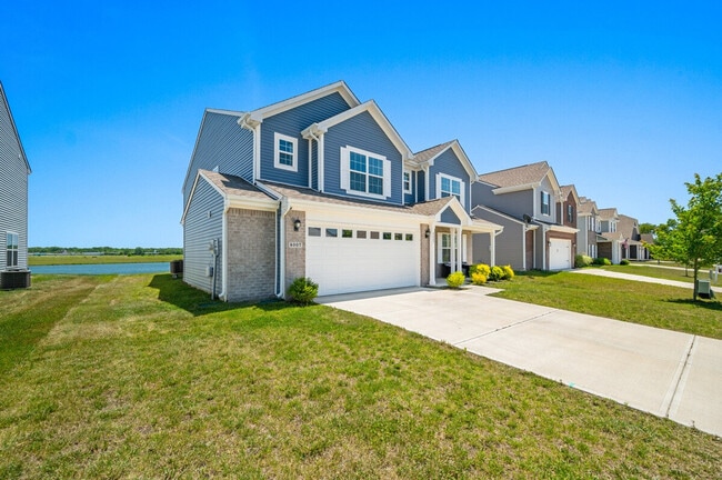 Building Photo - 4007 Woodview Dr