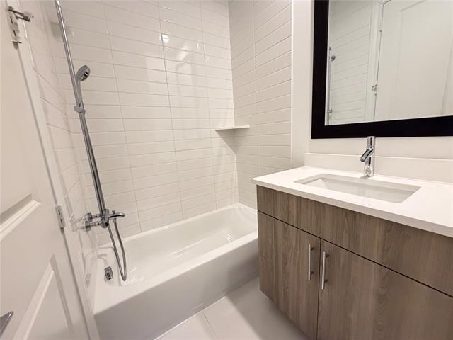 Building Photo - 14963 Magnolia St