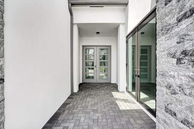 Building Photo - 9099 Silver Marsh Ln