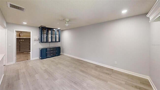 Building Photo - 8883 SW 94 Ln