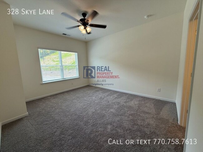Building Photo - 328 Skye Ln