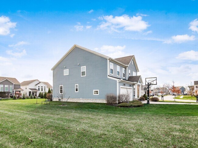 Building Photo - 5622 Ballantrae Woods Dr