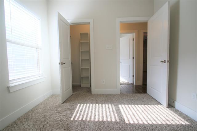 Building Photo - 8033 Arbor Ave