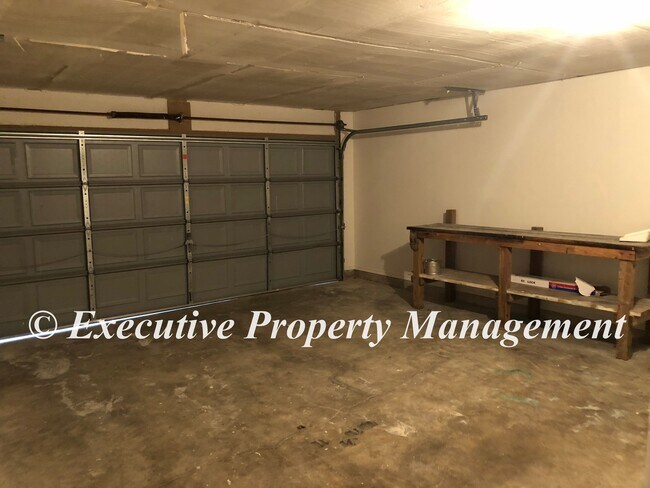 Building Photo - 1007 N 4th St