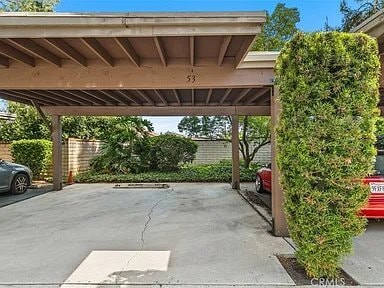 Building Photo - 204 Pineview