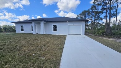 Building Photo - Brand New 3/2/1