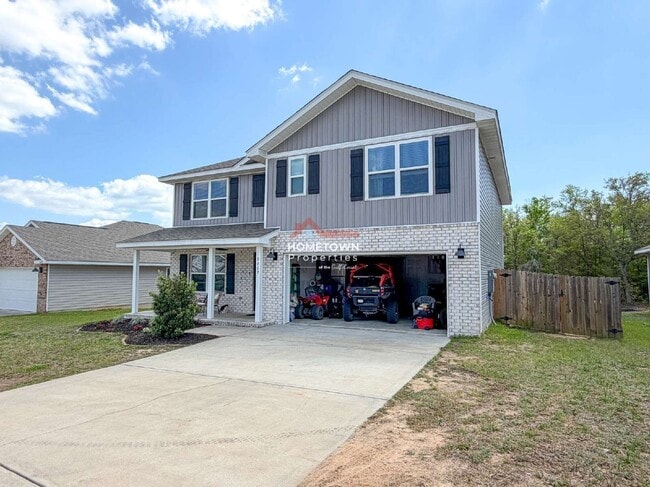 Building Photo - 5469 Merlin