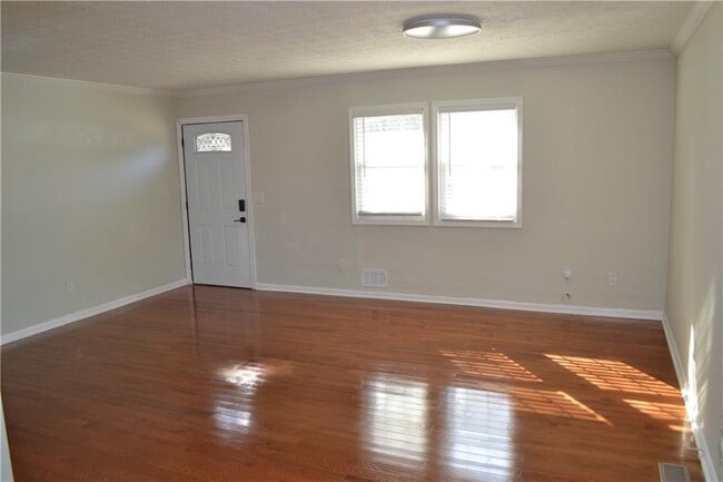 Building Photo - 555 Lee Byrd Rd