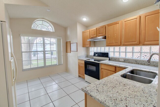Building Photo - 10538 Sun Villa Blvd - Available December ...