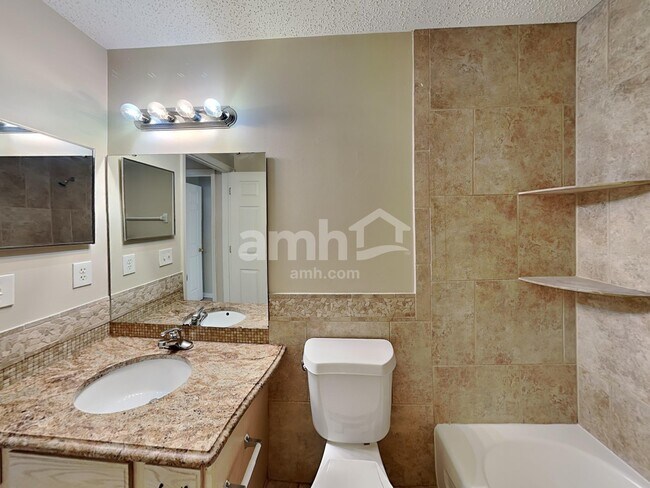 Building Photo - 2903 Brittany Bluff Dr