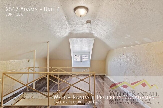 Building Photo - 2547 Adams-Unit 4