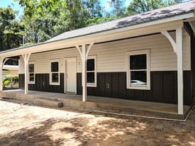 Building Photo - 1657 Mayhew St