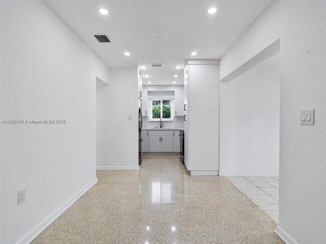 Building Photo - 17320 NW 80th Ave