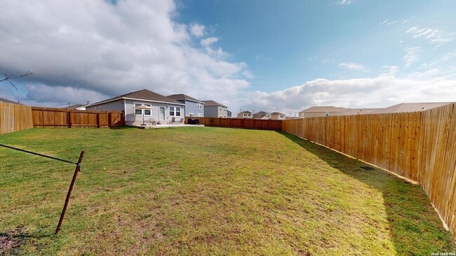 Building Photo - 5814 Lilac Lndg