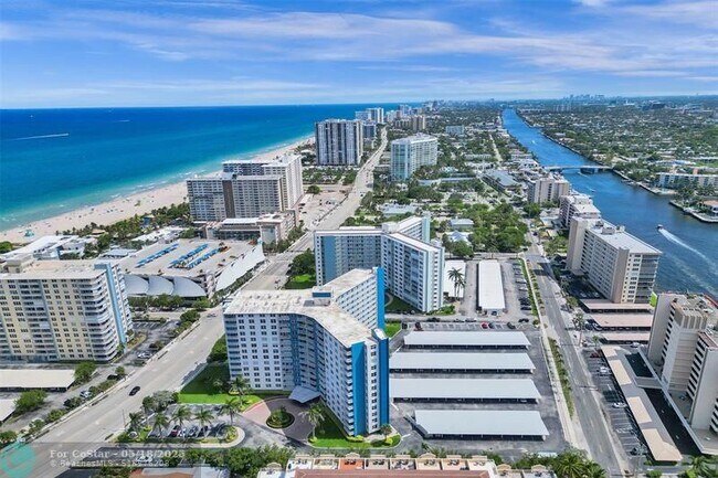 Building Photo - 301 N Ocean Blvd