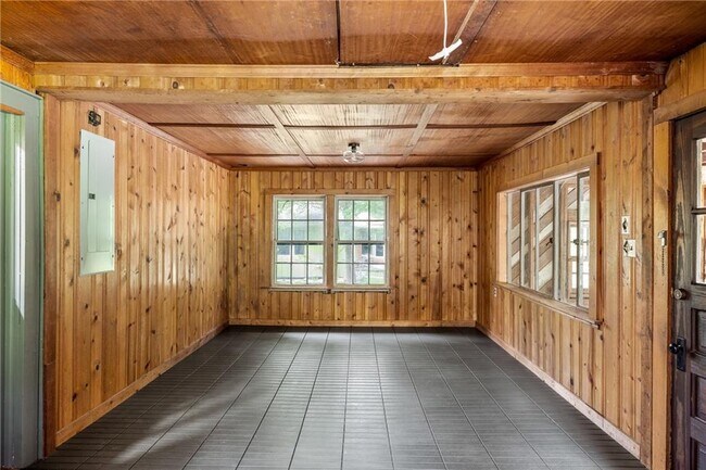 Building Photo - 889 Milam Cir